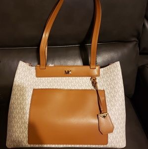 Brand new micheal kors bag